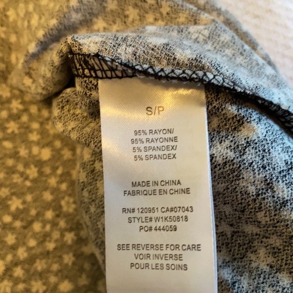 90’s style flowered dress. - Picture 5 of 8